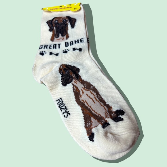 NWT Foozy’s Canine Collection Great Dane Cream Socks Size 9-11 - Picture 2 of 6